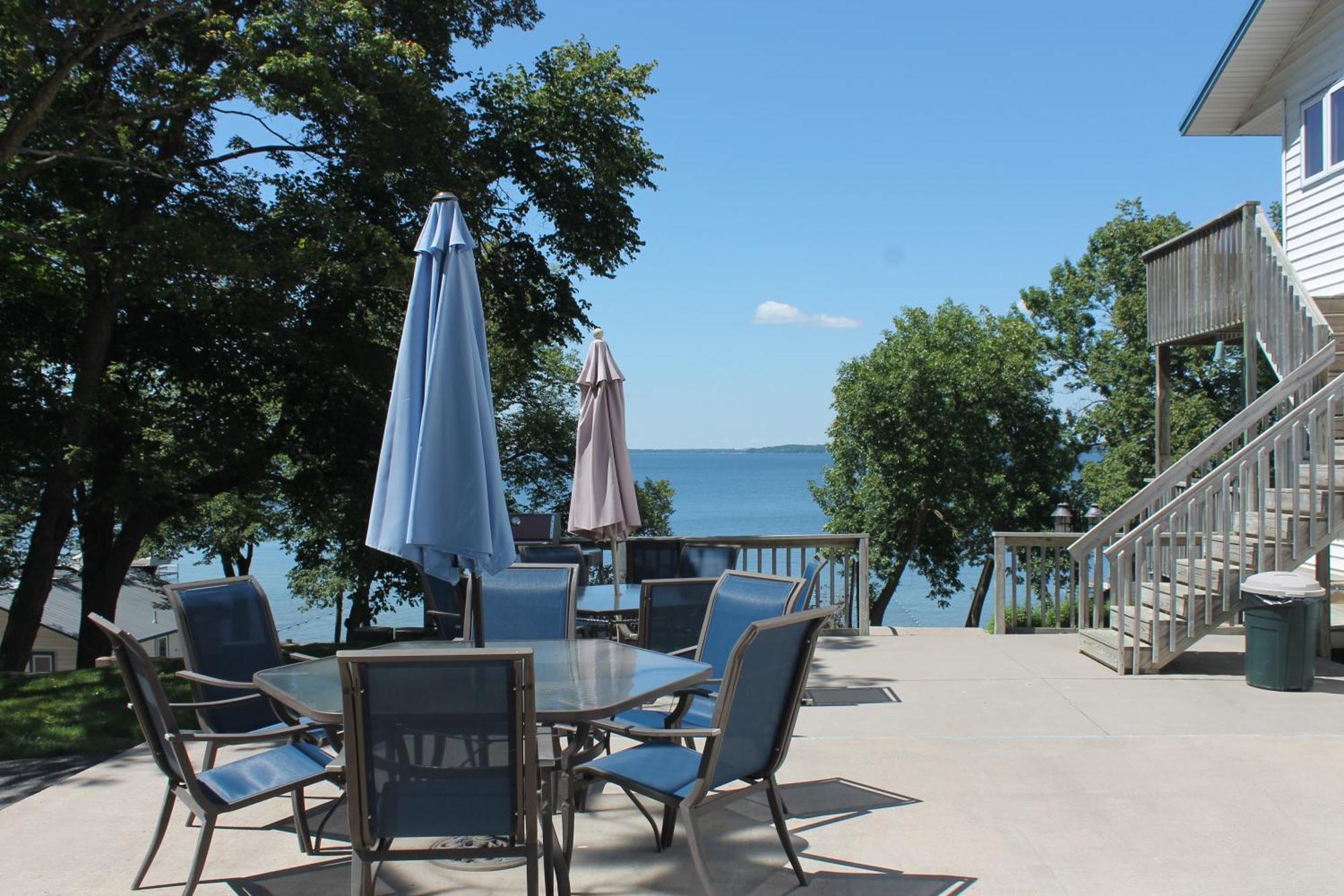 Viking Bay Resort And Lodge Miltona Exterior photo