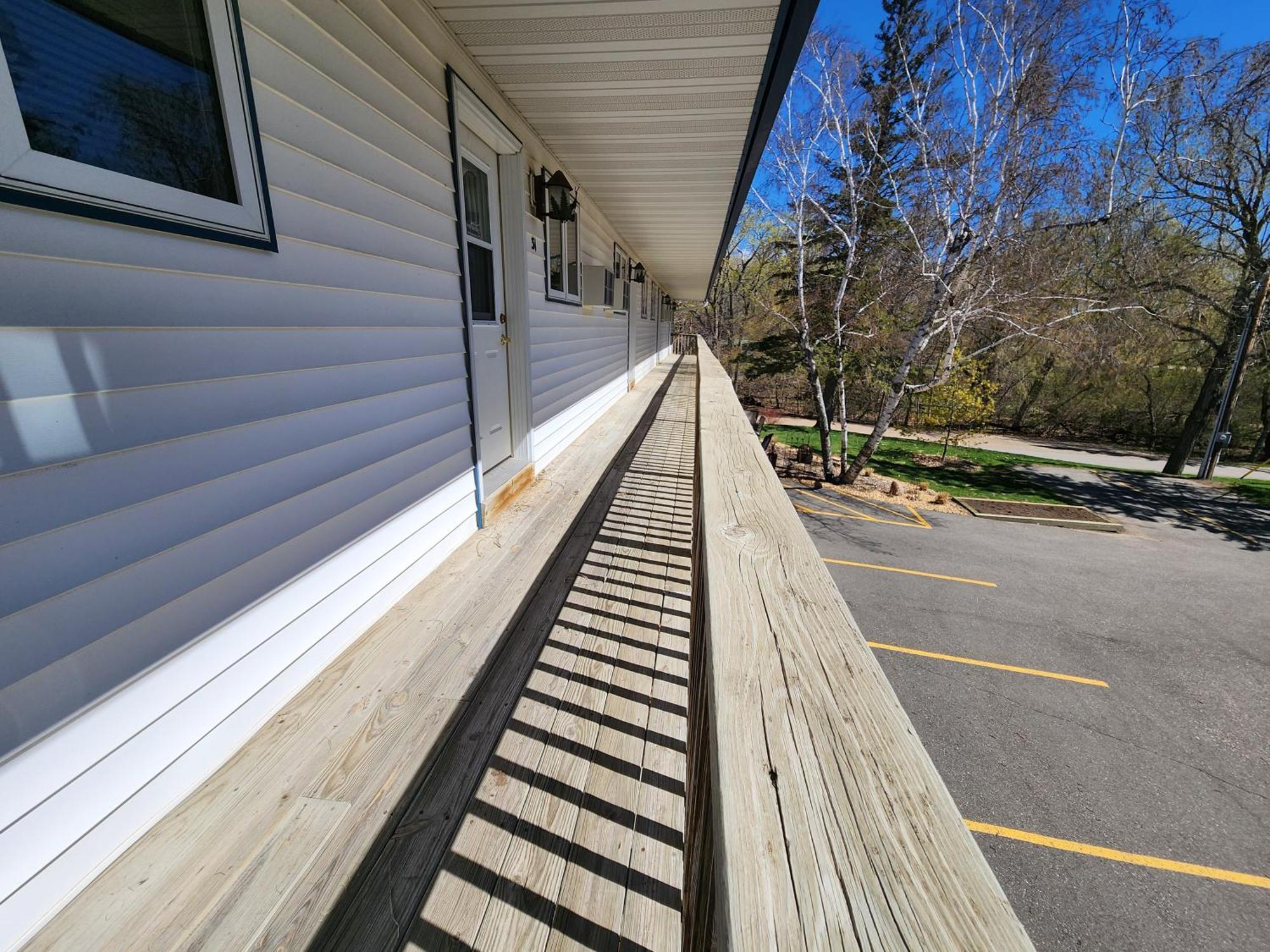 Viking Bay Resort And Lodge Miltona Exterior photo